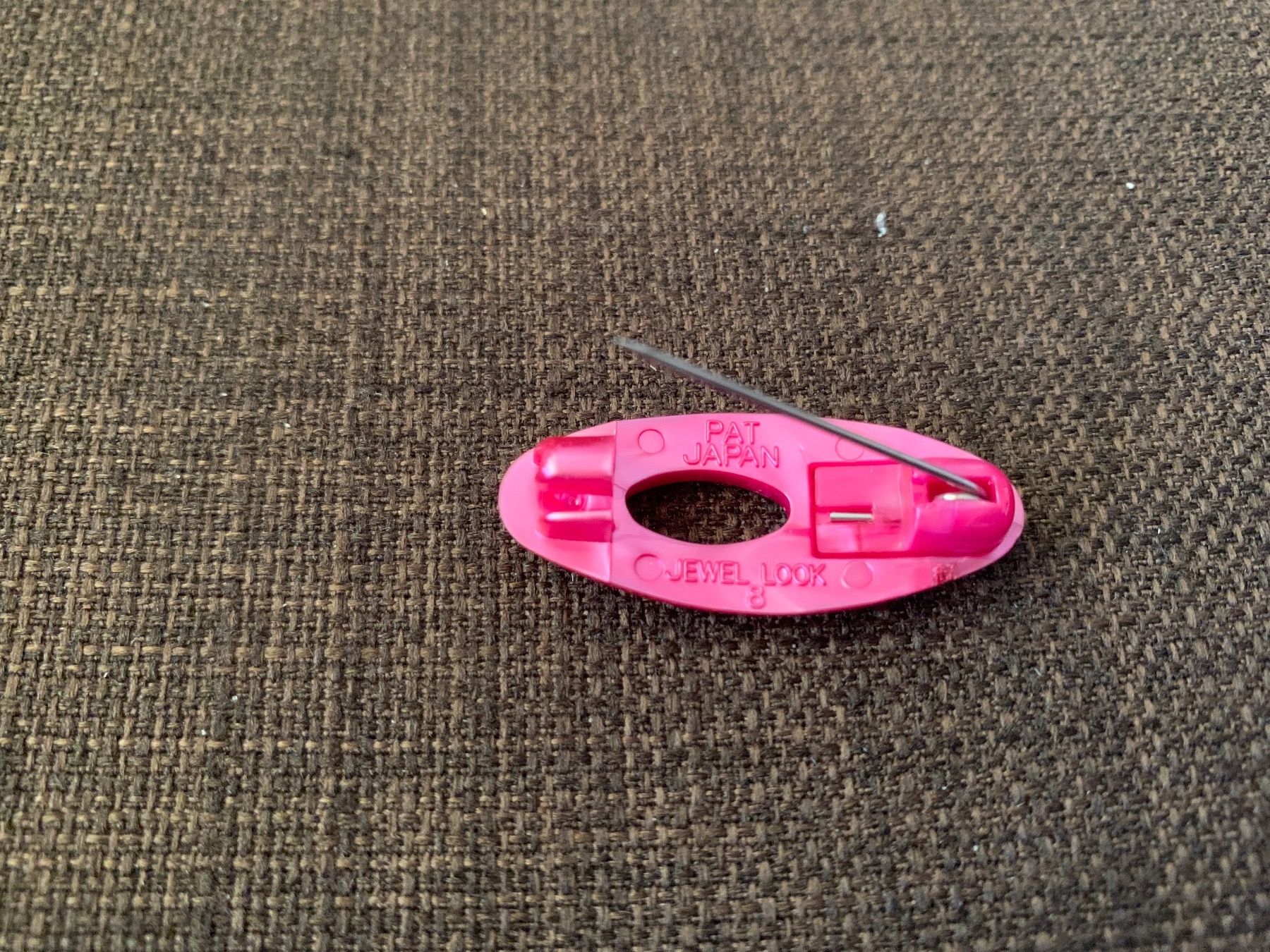 Spille & Fermagli: Hijab-Pin / Sicherheitsnadel pink – Nuovo e nell'imballaggio originale da Grenchen venduto da SweetiesCH 1