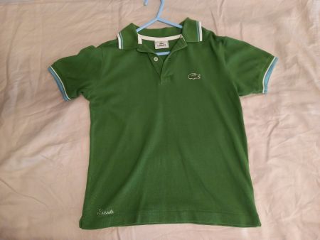 Polo Lacoste vert taille 10 bon état