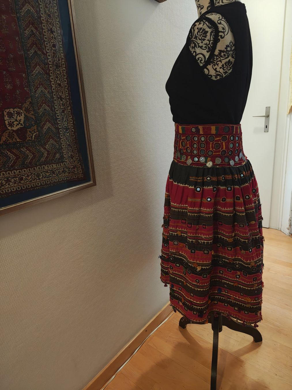 Gonne: Antike afghanischer Rock – Usato da Schaffhausen venduto da sim_j822 3