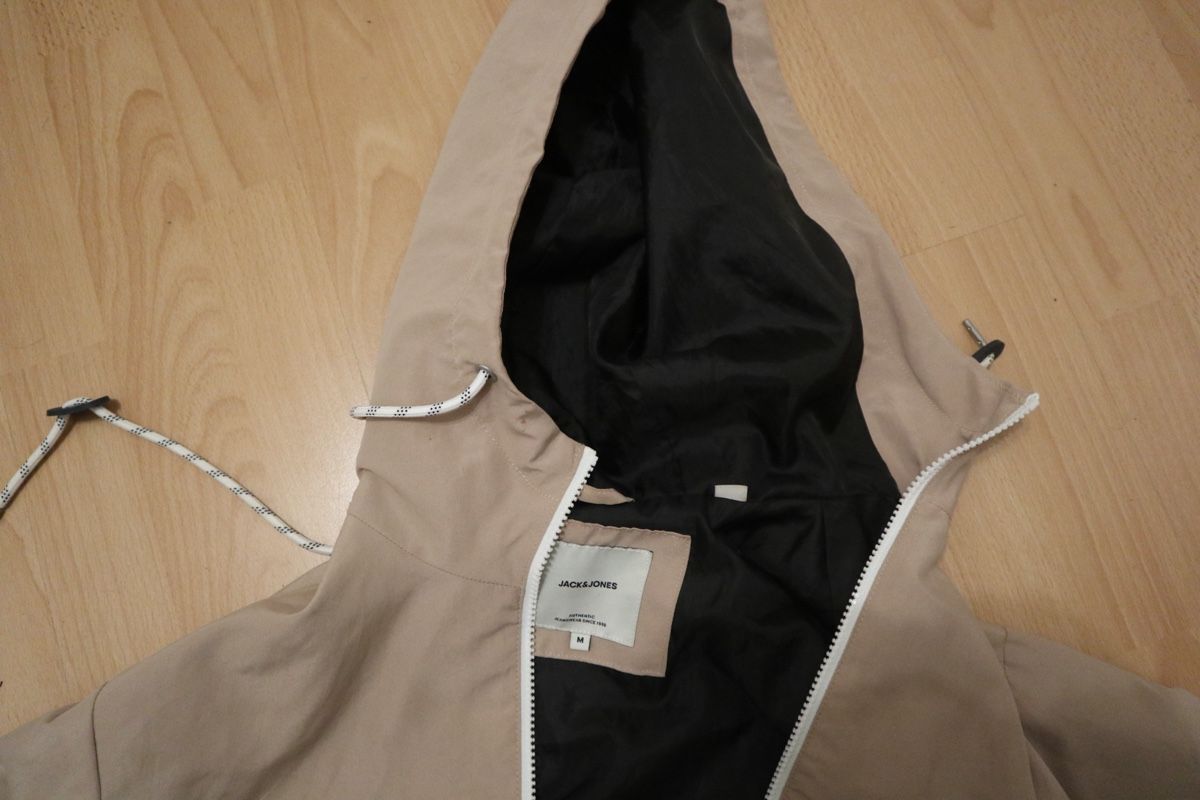 Giacche: Jack&jones jacke – Usato da Effretikon venduto da ang_9567 1