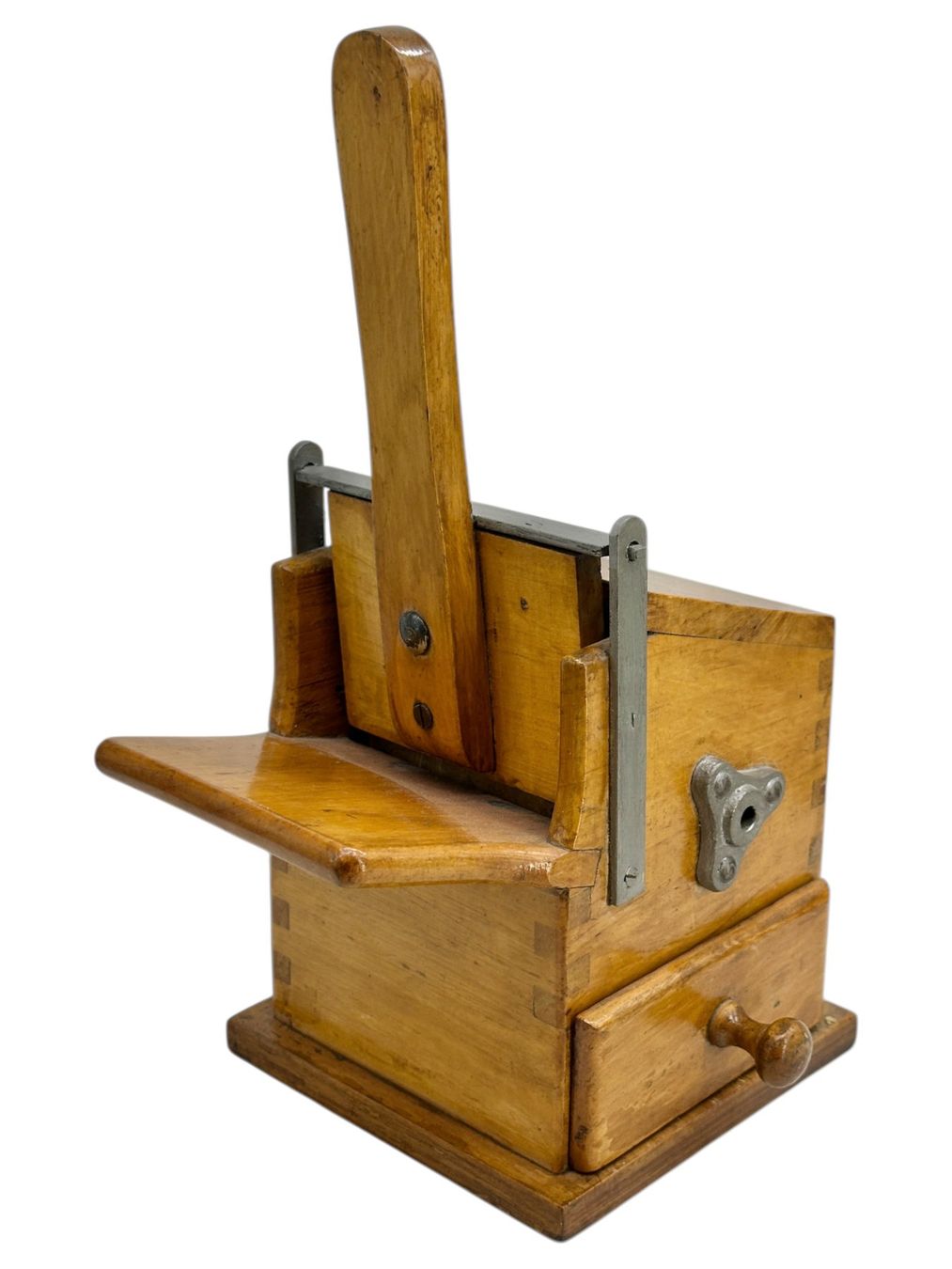 Küchengeräte: Ancienne Râpe à parmesan en bois "PB" – Gebraucht aus Morges von sauveurdetresors 3