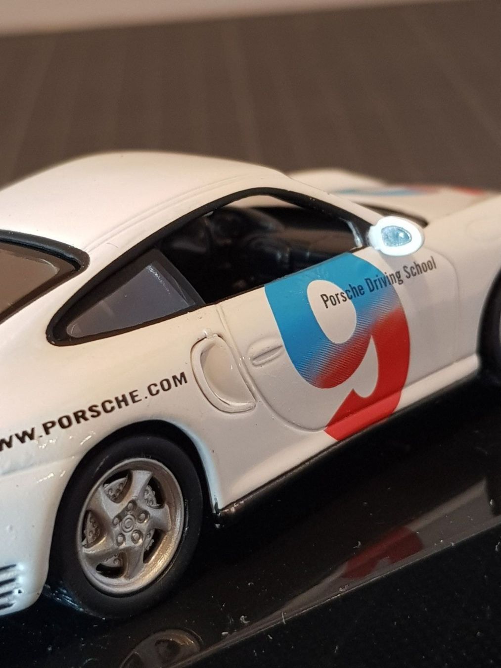 Porsche Modellini d'auto: Porsche 911 Turbo 2000 – Nuovo e nell'imballaggio originale da Chézard-St-Martin venduto da AlPat-Collections 2