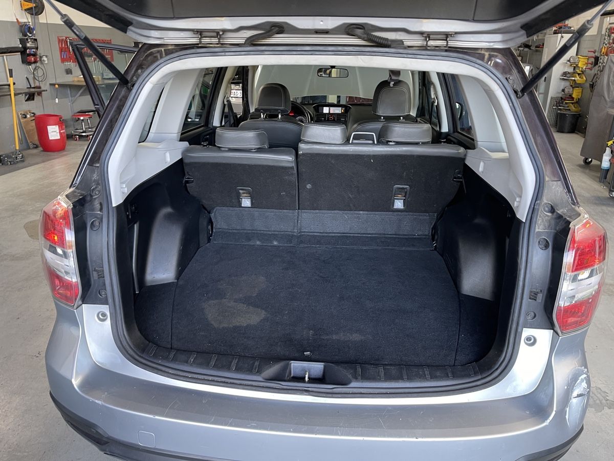 Subaru Autos: Subaru Forester 2.0 DS AWD – Défectueux à Möriken AG par nma_2hx5 8