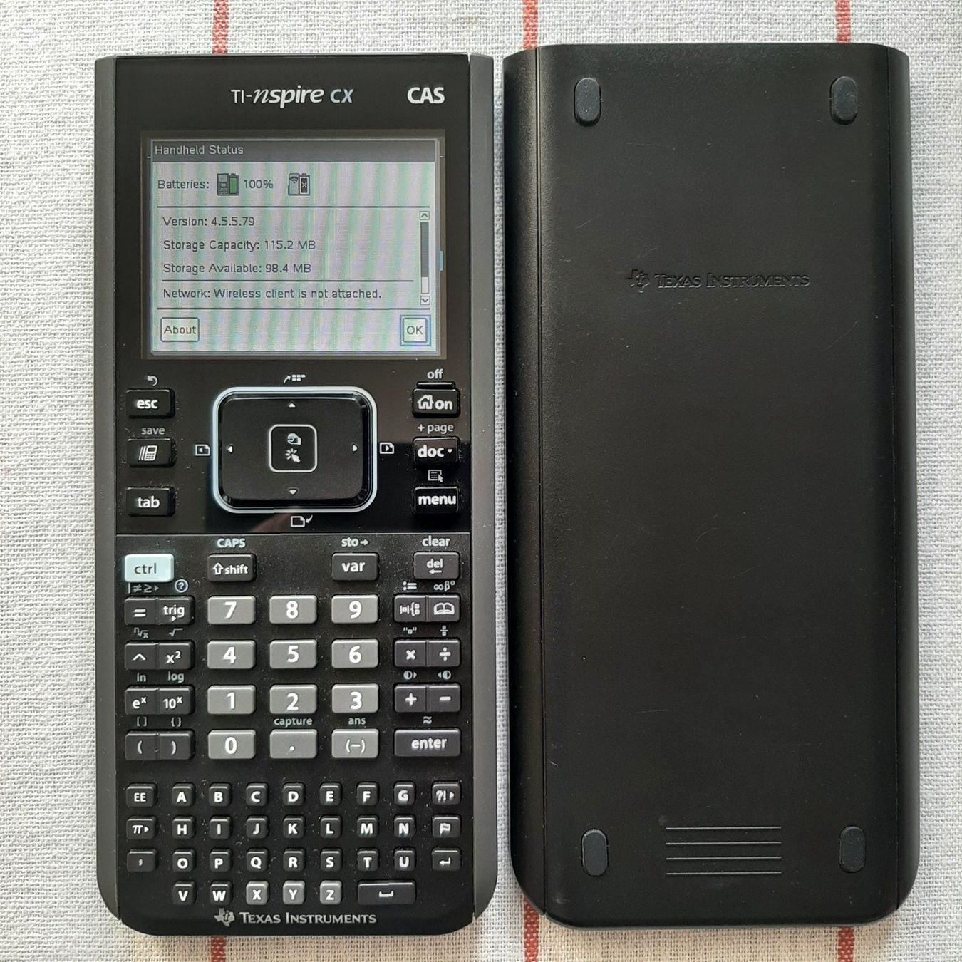 Texas Instruments Calcolatrici tascabili: TI-Nspire CX CAS avec câble et logiciel – Usato da Carouge GE venduto da cecob0909