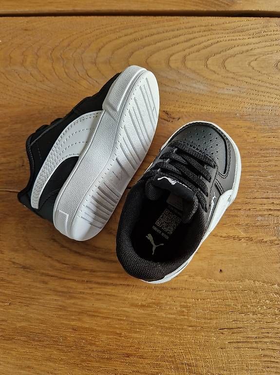 Puma Scarpe per ragazzi: Puma Schuhe Gr. 19 – Nuovo (secondo la descrizione) da Liestal venduto da skrumm 2