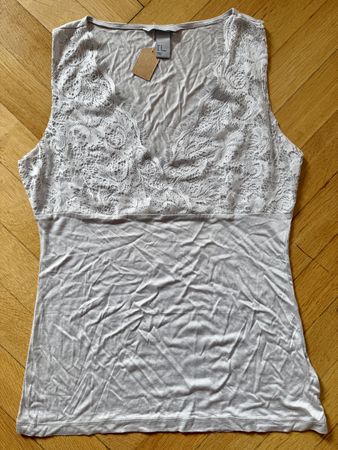 Haut / Top / Débardeur H&M taille M dentelle élégant viscose