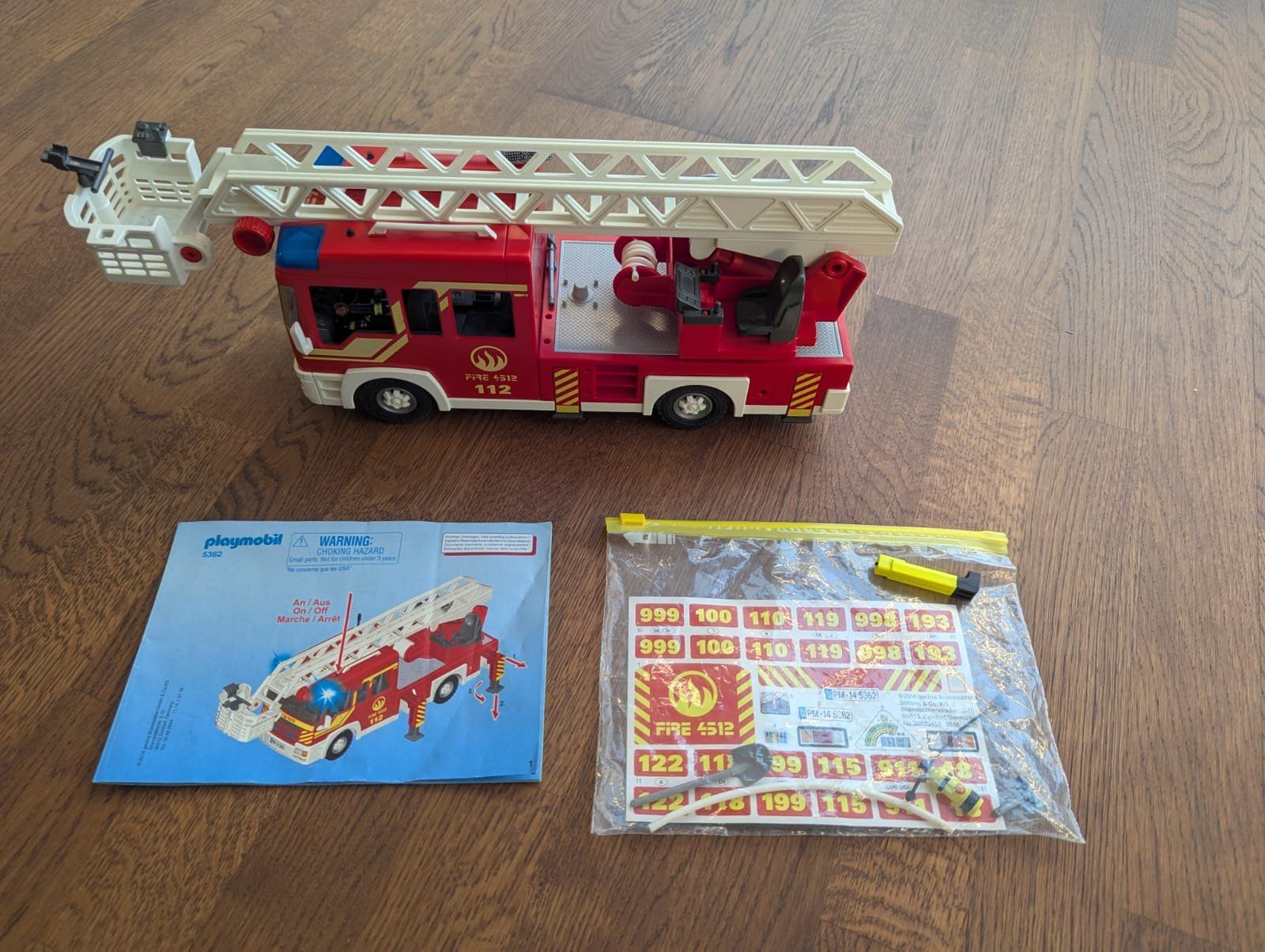 Playmobil Spielzeuge: Playmobil Feuerwehrauto 5362 – Gebraucht aus Oberrohrdorf von Singang