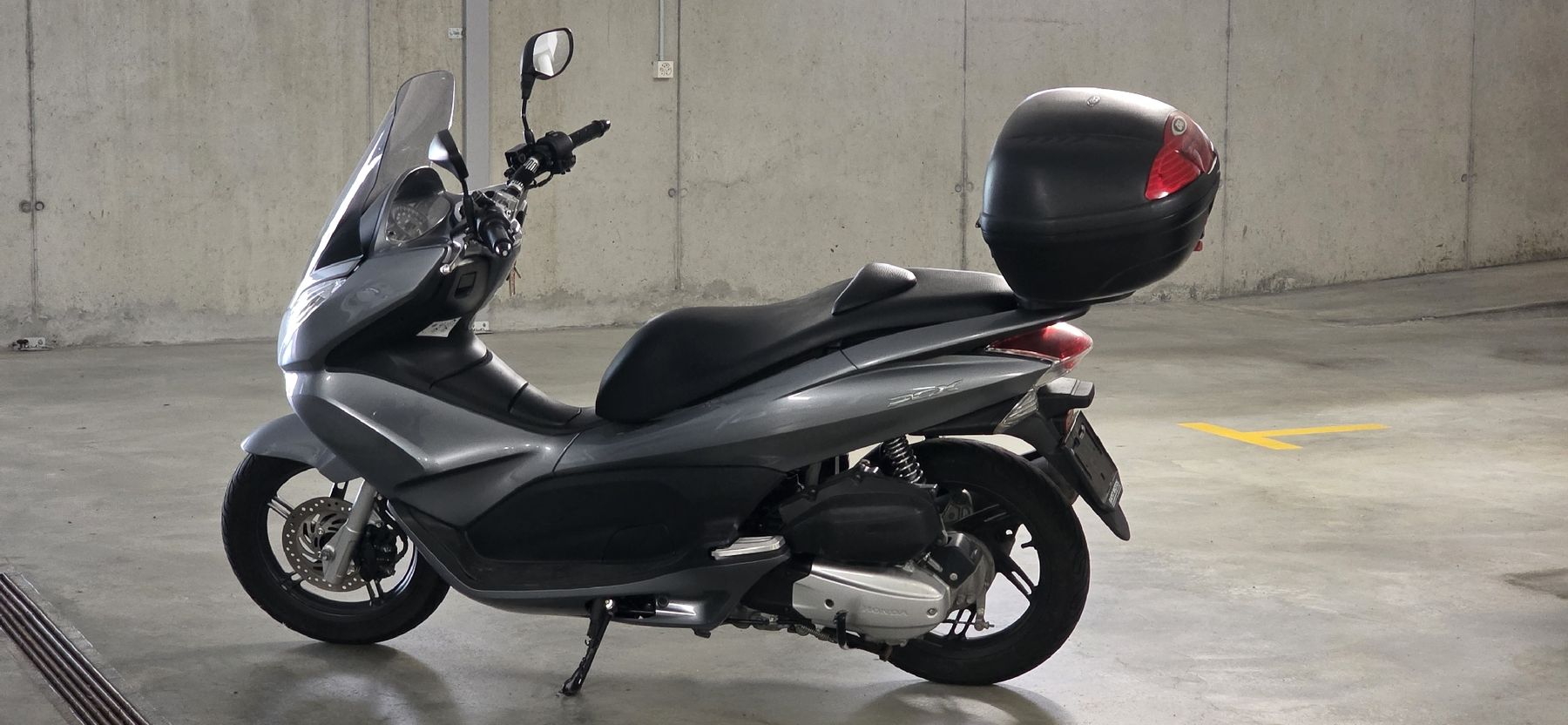 Honda Scooter: Honda Pcx 125cc – Usato da Stans venduto da Andre_Gouveia 6