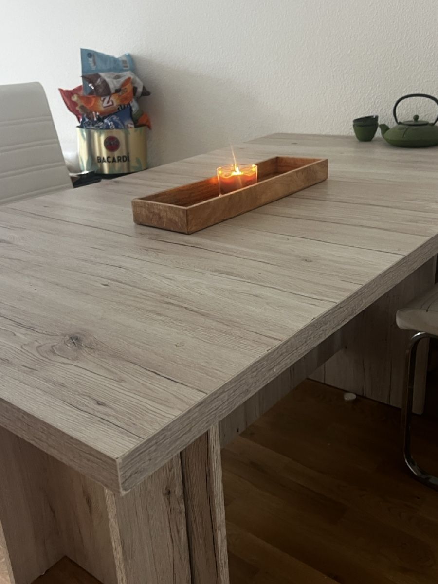 Tavoli: Esstisch Holzoptik neuwertig – Usato da Horw venduto da lynntia