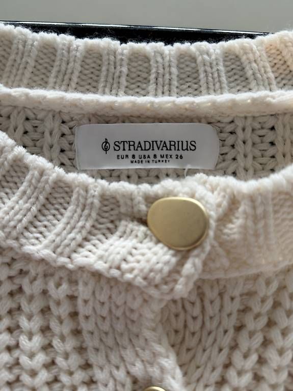 Maglioni & Felpe: Schöner, locker geschnittener Strickpullover – Usato da Steinhausen venduto da deikoon 2
