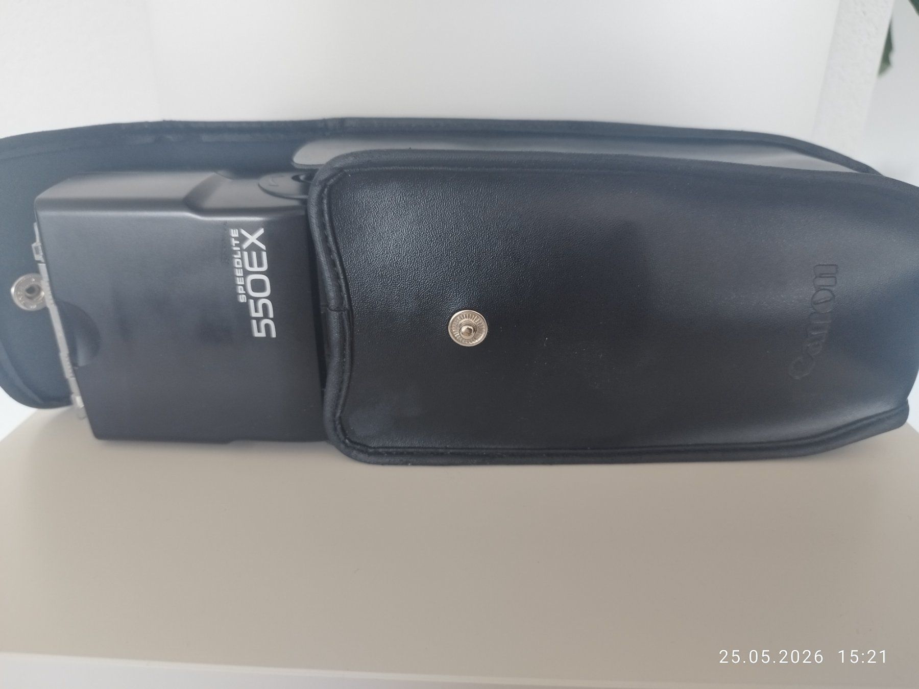 Canon Fotocamera: Canon 5D.     80-200L – Usato da Fahrwangen venduto da fiat616 6