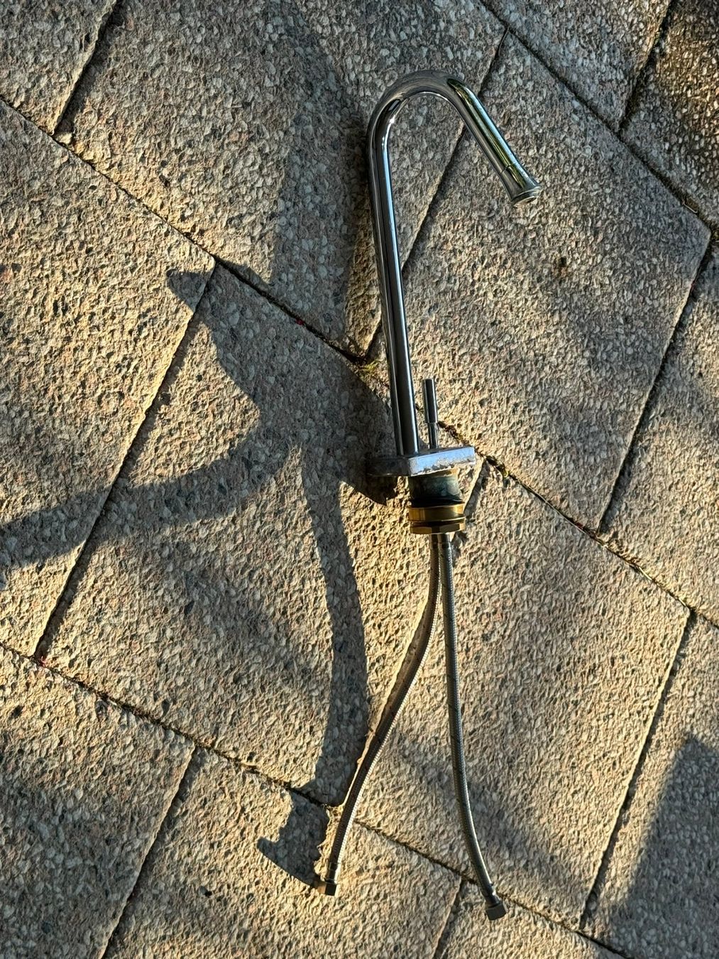 Armaturen: Design Armatur, Küche oder Bad, verchromt, gebraucht – Gebraucht aus Uhwiesen von mic_kd6g 1
