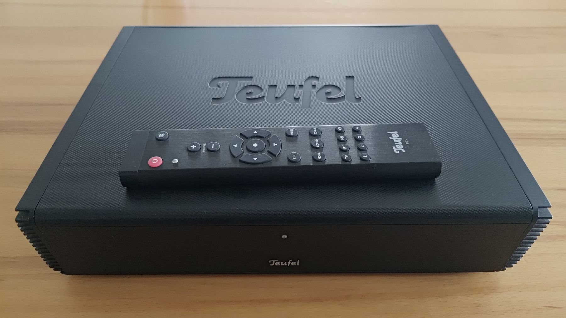 Teufel Ricevitori: Teufel Corestation – Usato da Holziken venduto da Dragobin 2