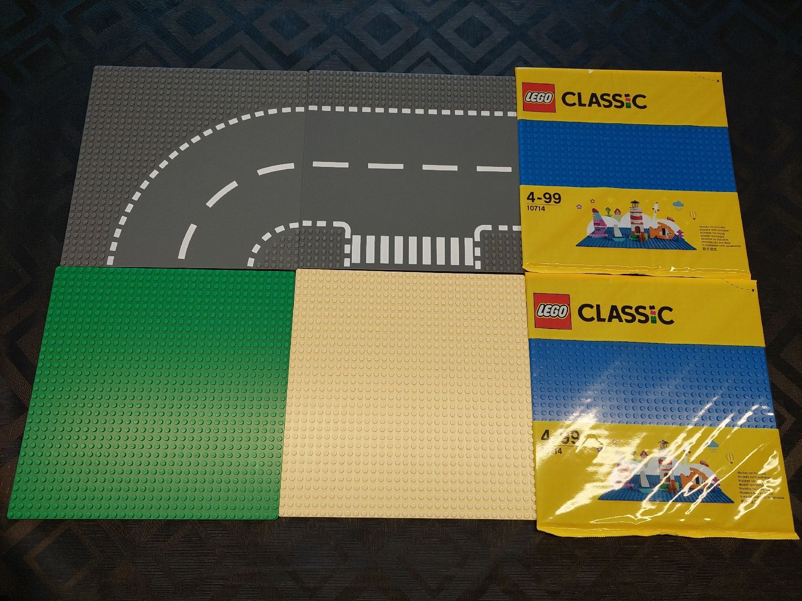 Lego Jouets: 6 Lego Bauplatten /  Strassenplatten – D'occasion à Zetzwil par sti_x9xf