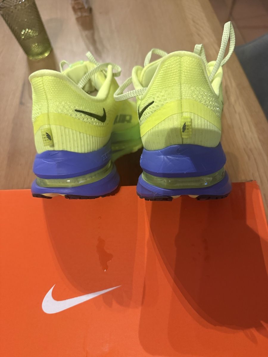 Nike Scarpe da uomo: Nike Pegasus premium, comme neuve, taille 42, – Usato da Belmont-sur-Lausanne venduto da Coben01 2