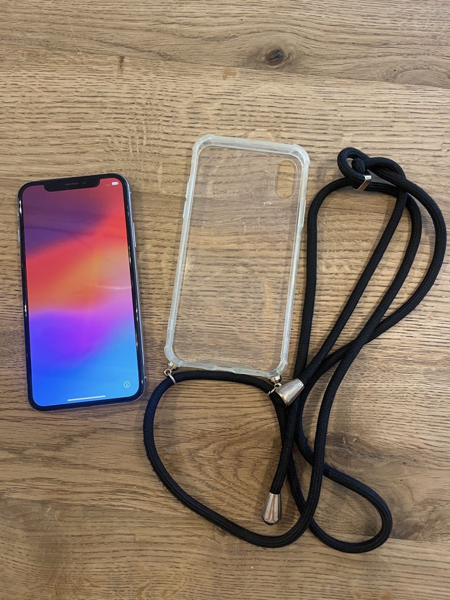 Apple Portables: iPhone XS 64GB – D'occasion à Sennwald par Pemasazi
