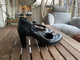 Escarpins noirs à brides cuir véritable style 1850
