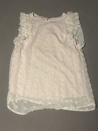 Weisses Sommer Top mit Rüschen, Grösse S / M - Neuwertig!