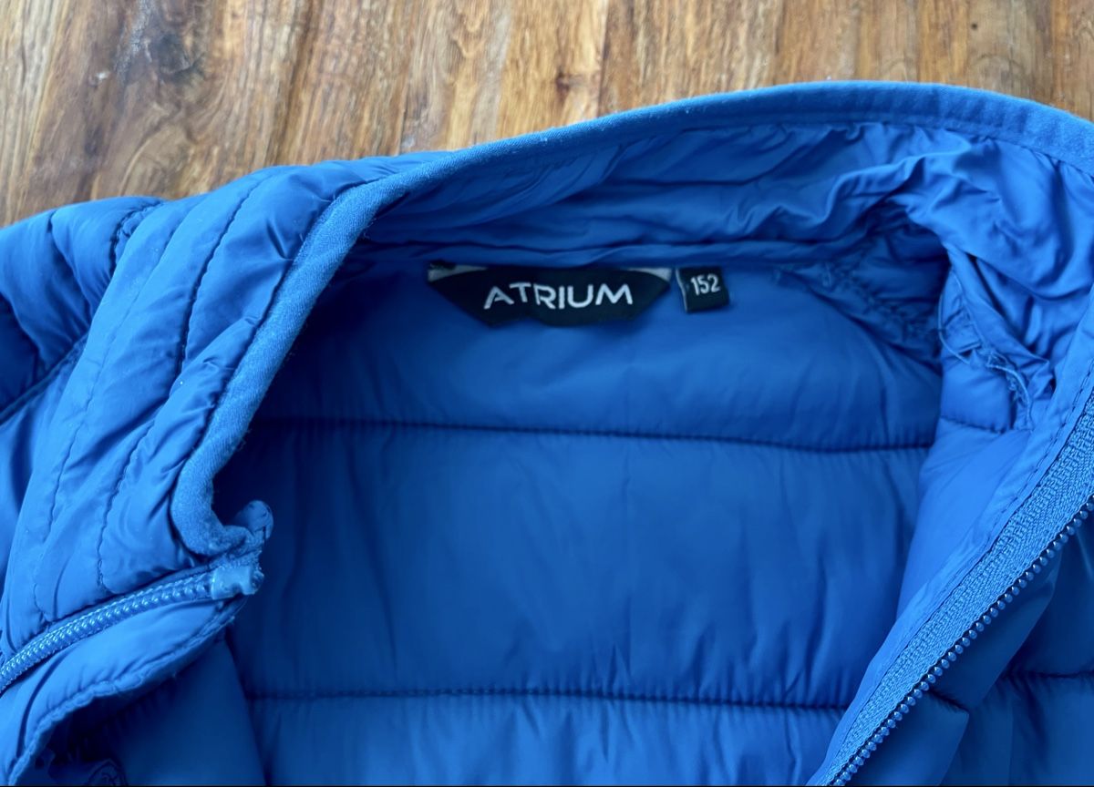 Vestes: leichte Atrium Jacke Gr. 152 – D'occasion à Buchrain par Sunny026 2
