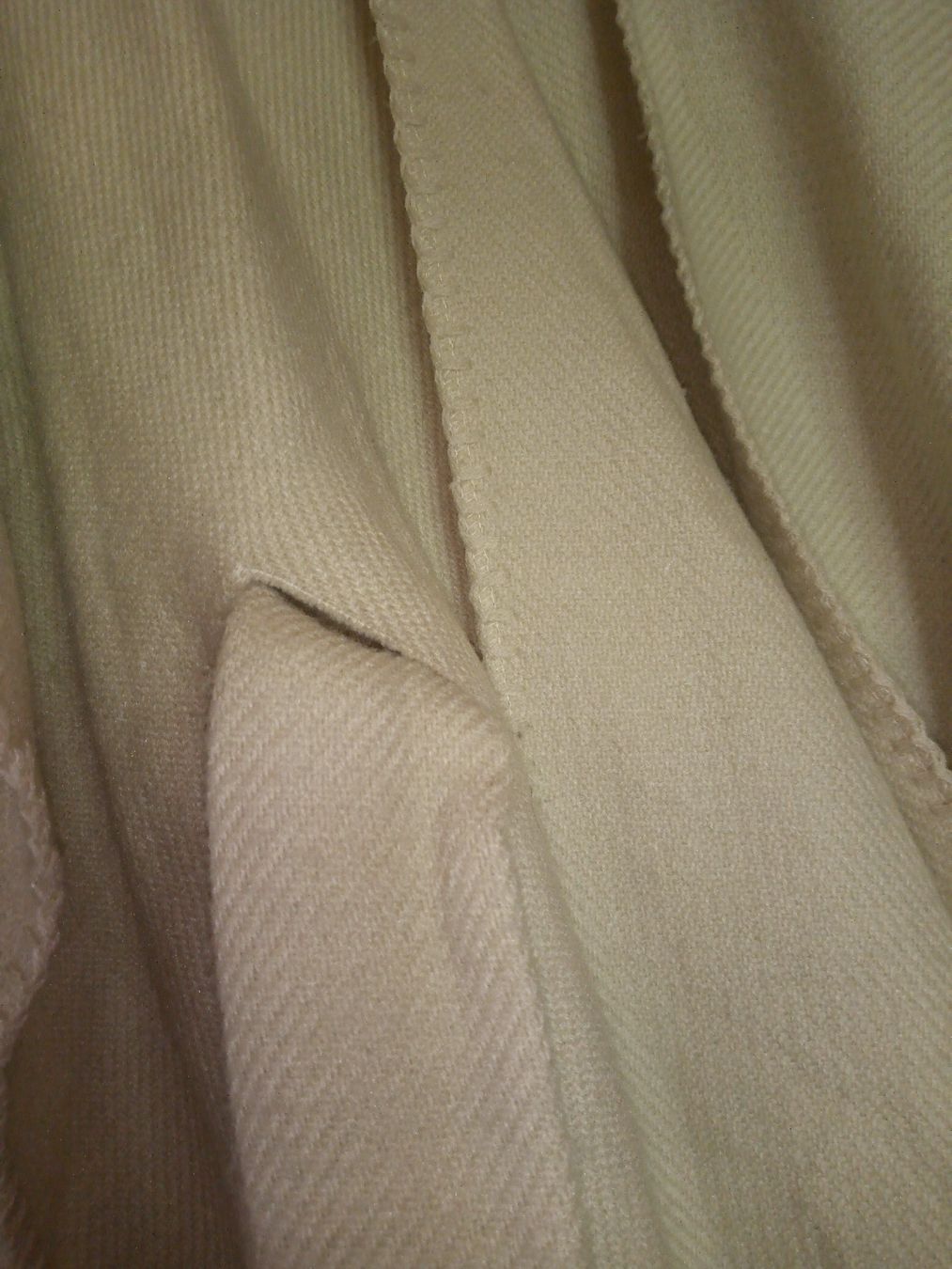 Altro in Moda donna: Cape d'hiver chaude et élégante - Taille unique! – Nuovo (secondo la descrizione) da Dugny (Leytron) venduto da NaMartinet 2