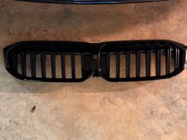 Grill Schwarz Glanz LCI M Performance Nieren G20 G21 mit OVP