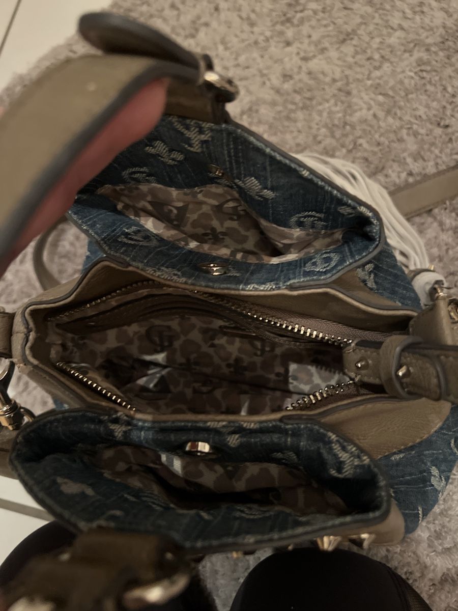Guess Borse da donna: Tasche – Usato da Oberuzwil venduto da DanaB01 5