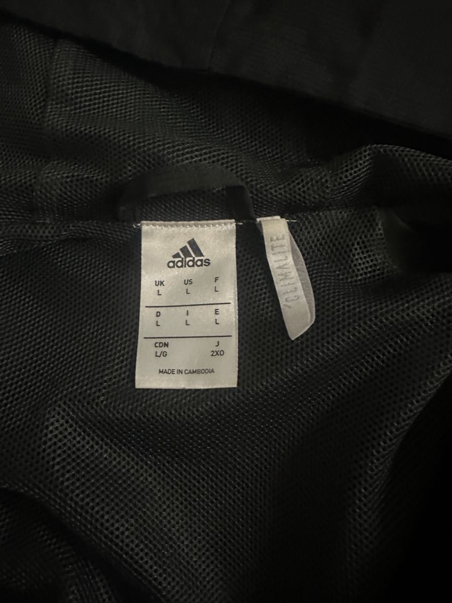 Adidas Jacken: Adidas Real Madrid Trainingsjacke – Gebraucht aus Grüningen von Sidik.secic 1
