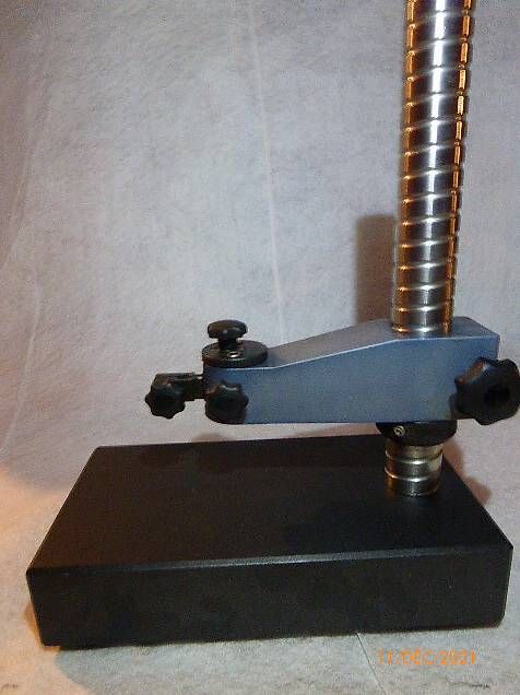 Tutti gli attrezzi: Support de comparateur en granit 140x260 mm – Usato da vessy venduto da alainracine 1