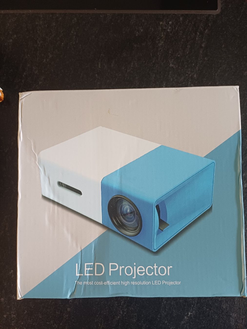 Vidéoprojecteurs: LED mini Projektor – D'occasion à frauenfeld par _Plies_
