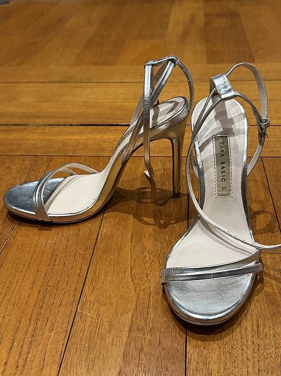 Damenschuhe: ZARA - sandales à talons - Argentée  – Gebraucht aus Cologny von azz_bc9g 1