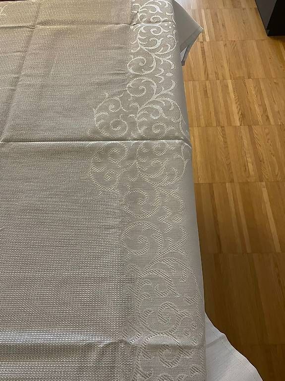 Decken: Tischdecke 220x160cm Silver – Gebraucht aus Solothurn von ers_t6vr 2