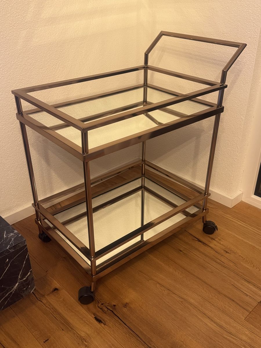 Carrelli di servizio: Bar / Servierwagen – Usato da Weiach venduto da cor_2sss
