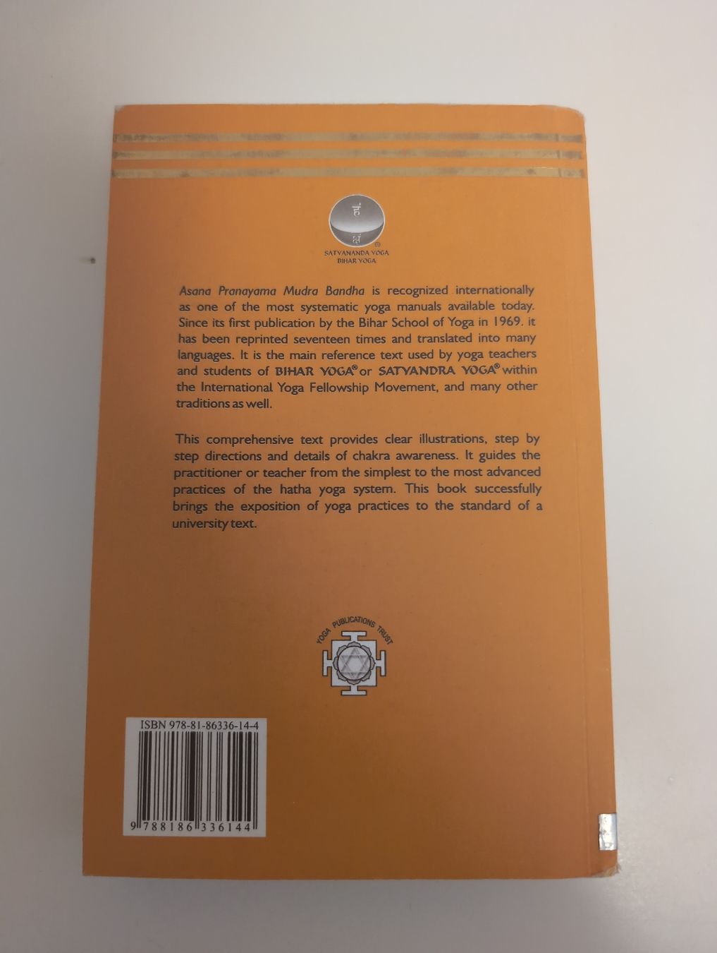 Bücher: Libro di yoga in inglese – Gebraucht aus S. Pietro von van_2826 1