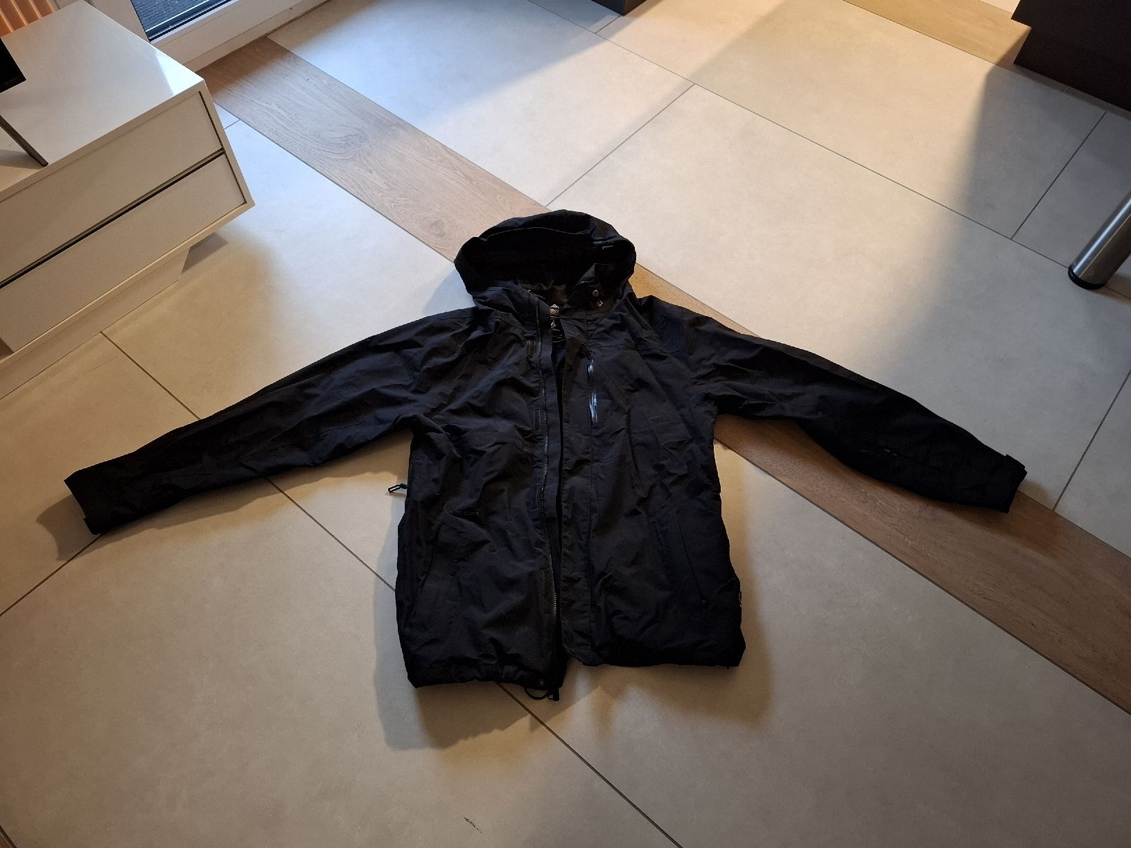 Volcom Giacche: Volcom L Gore Snowboardjacke gr. L – Nuovo (secondo la descrizione) da Läufelfingen venduto da pro_z79n