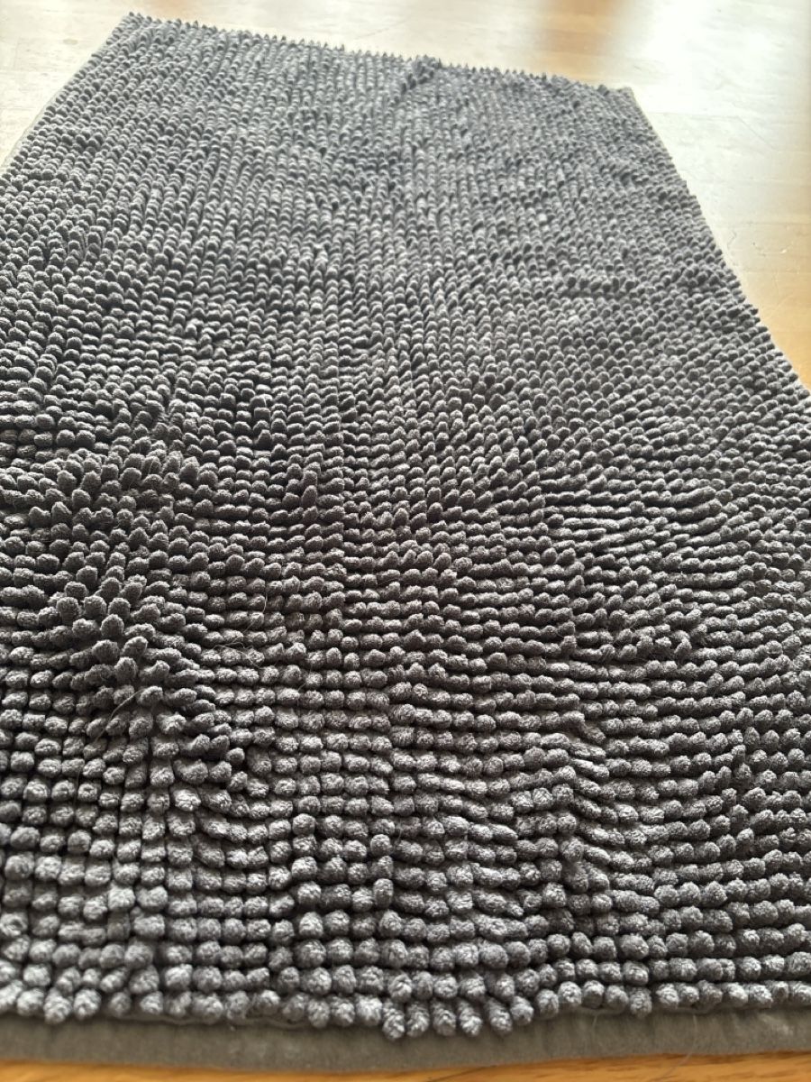 Tapis: Badzimmer Teppich – D'occasion à Lyss par Prinzess99 1