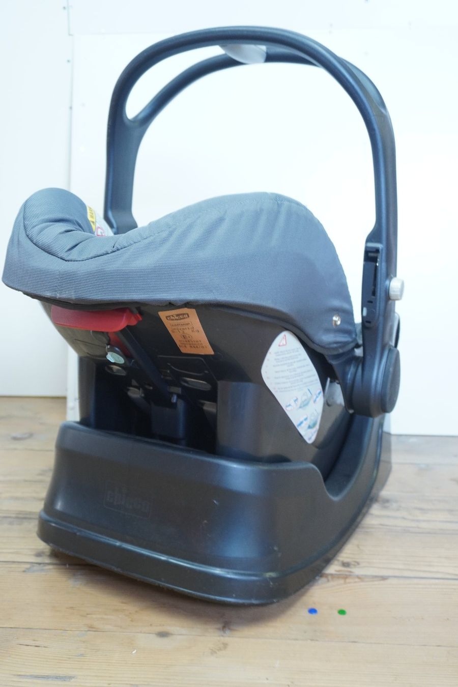 Chicco Auto-Kindersitze: Babyschale Chicco 0-13Kg – Gebraucht aus Thunstetten von blob87 9