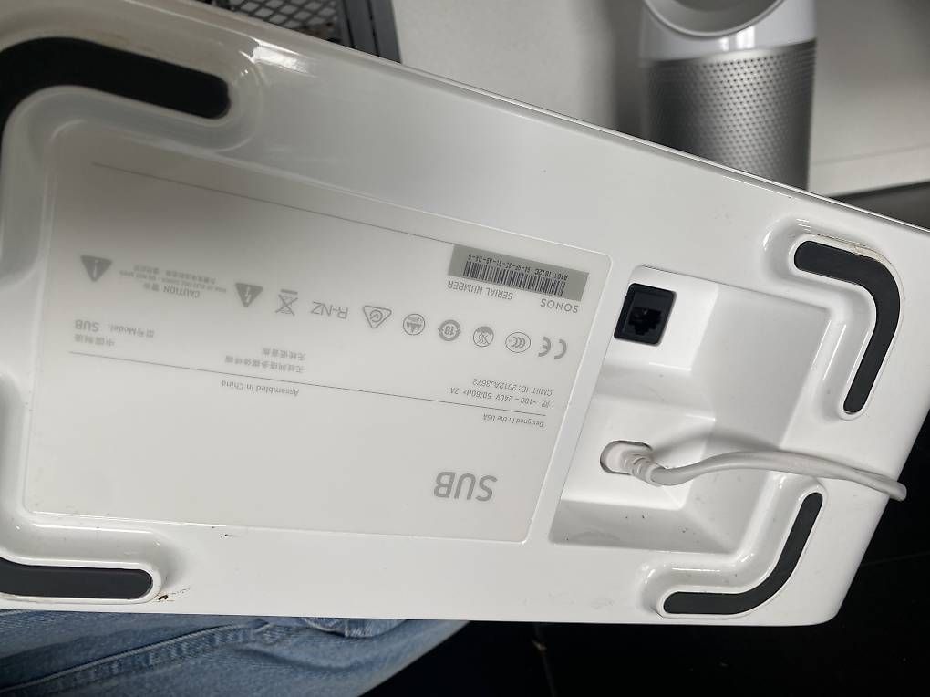 Haut-parleurs: Sonos Sub Subwoofer – D'occasion à Steffisburg par DeniseNThiede 3