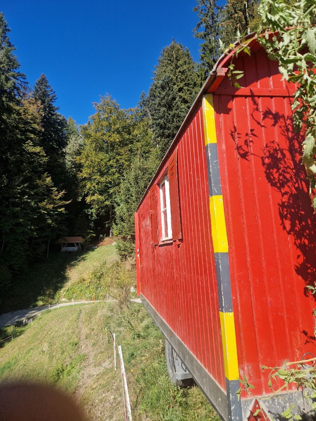 Niederberger Remorques: Bauwagen 4,5x230 Meter – D'occasion à Sumiswald par ForstCounty 1
