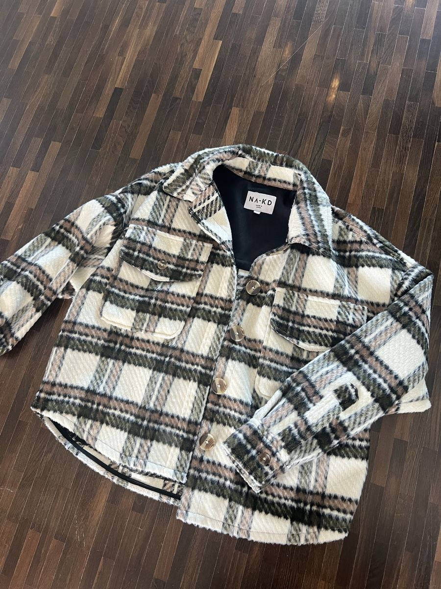 Na-kd Giacche: NA-KD Jacke, neu - Grösse XS - oversized – Nuovo (secondo la descrizione) da Baar venduto da Lila2006