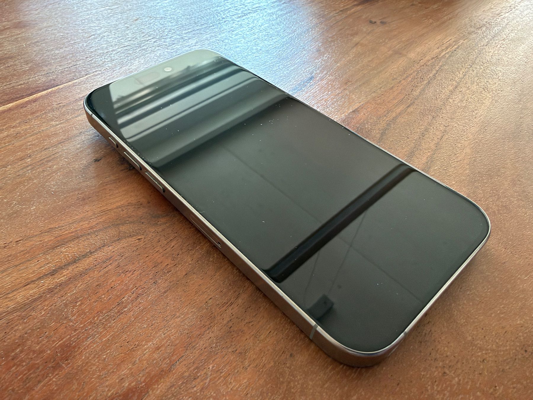Apple Telefoni cellulari / Smartphones: Apple iPhone 15 Pro 128GB Natural Titanium ab 1.- – Usato da Aadorf venduto da siggiesmallzz 1