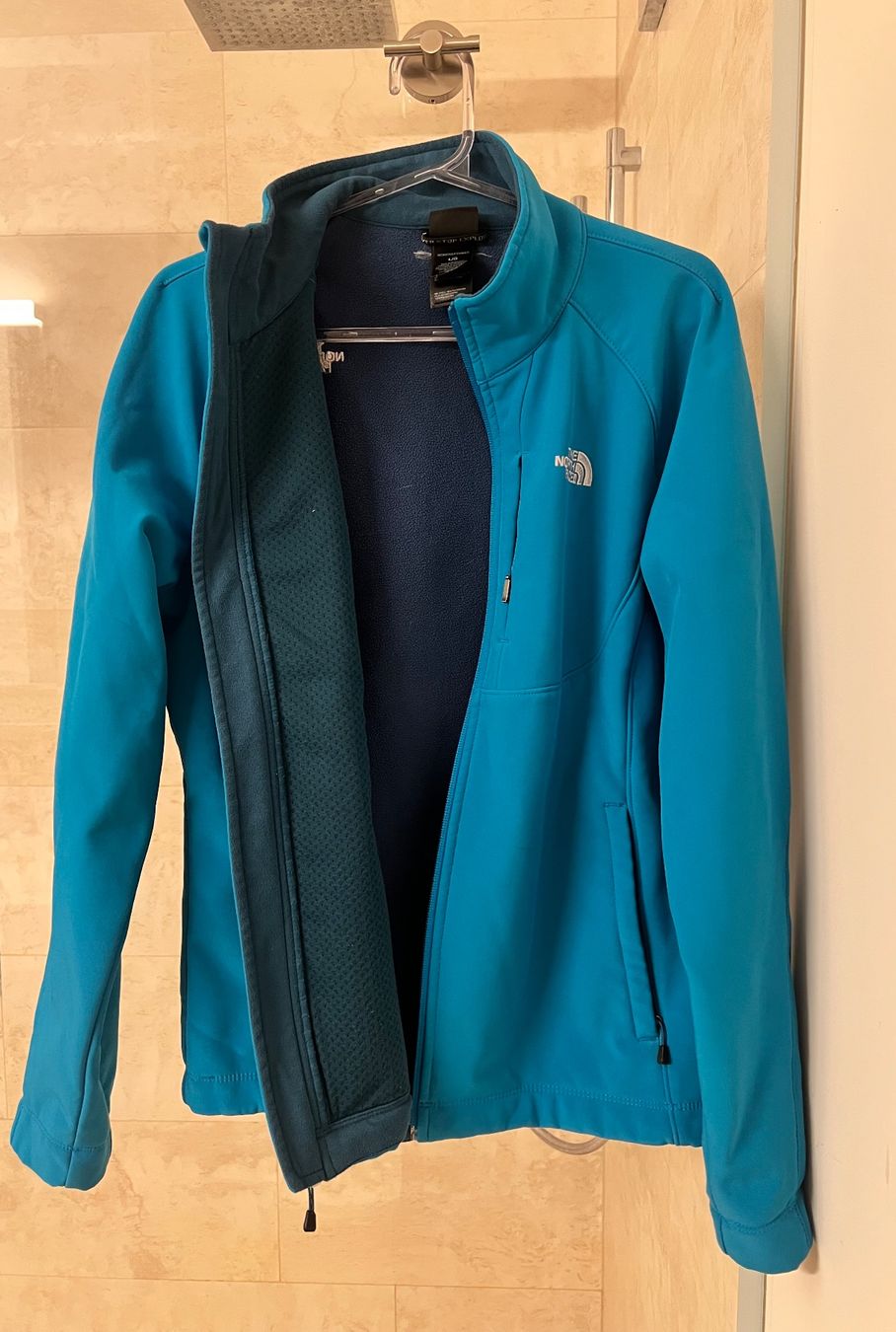 North Face Jacken: THE NORTH FACE TNF Apex Bionic Soft Shell Jacket Women's – Gebraucht aus Zürich von yan_h6r5 4