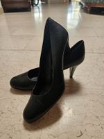 Bally Escarpins en cuir noir, taille 40, talon 7-8cm
