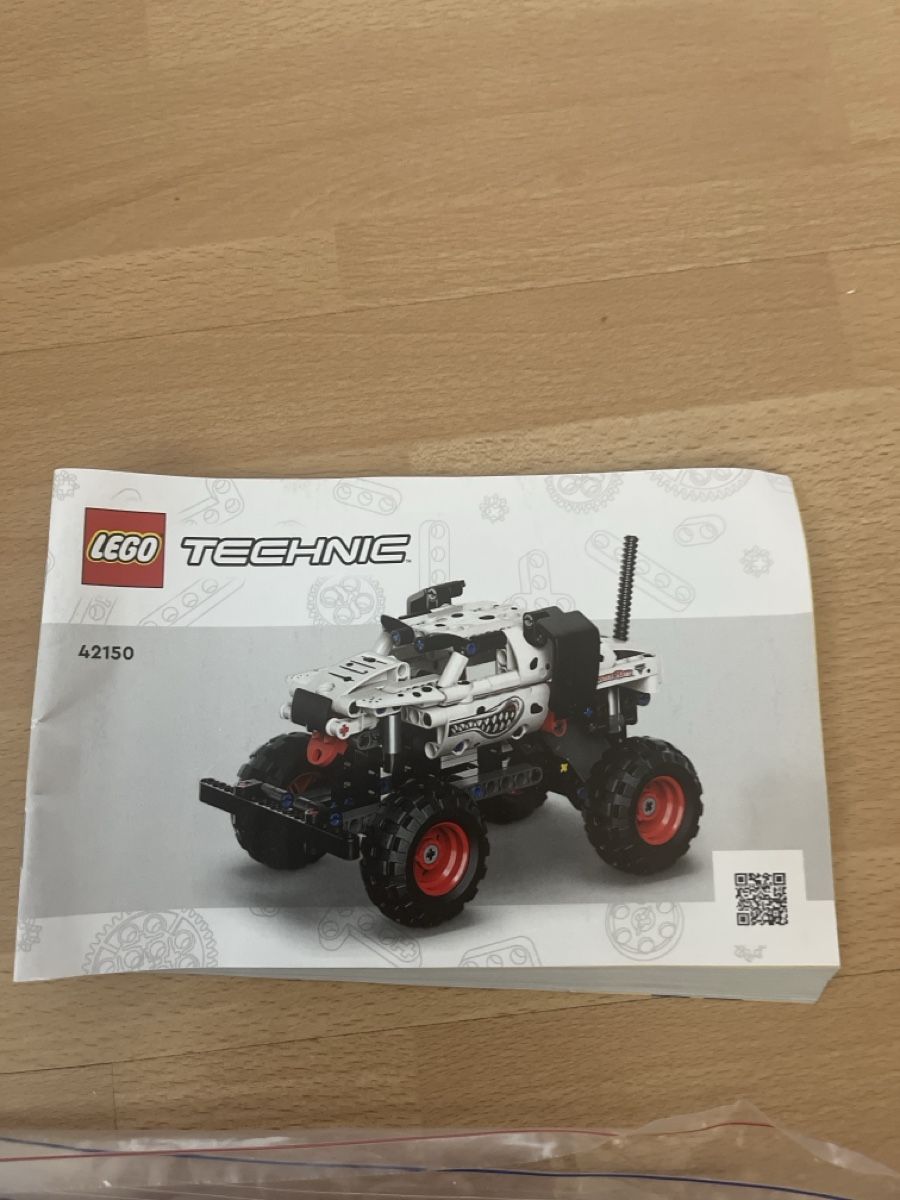 Lego Jeux de construction: LEGO Technic 42150 Monster Truck – D'occasion à Domat/Ems par anomis86