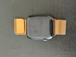 Apple Watch SE 44mm GPS Space Grau + Milanaise-Armband OVP