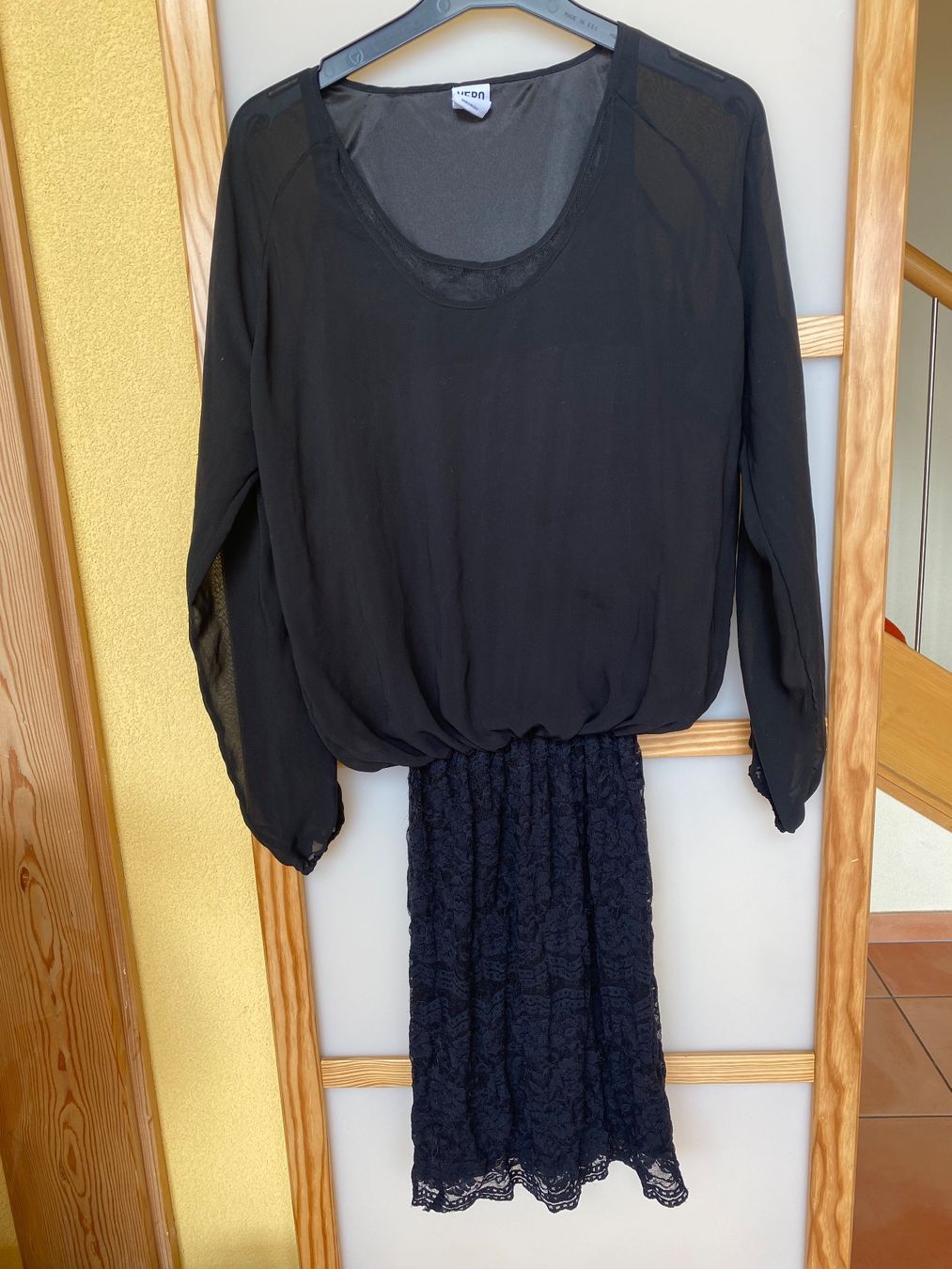 Vero Moda Kleider: Magnifique robe XS Vero Moda – Neu (gemäss Beschreibung) aus Belmont-sur-Lausanne von chu_vxf5