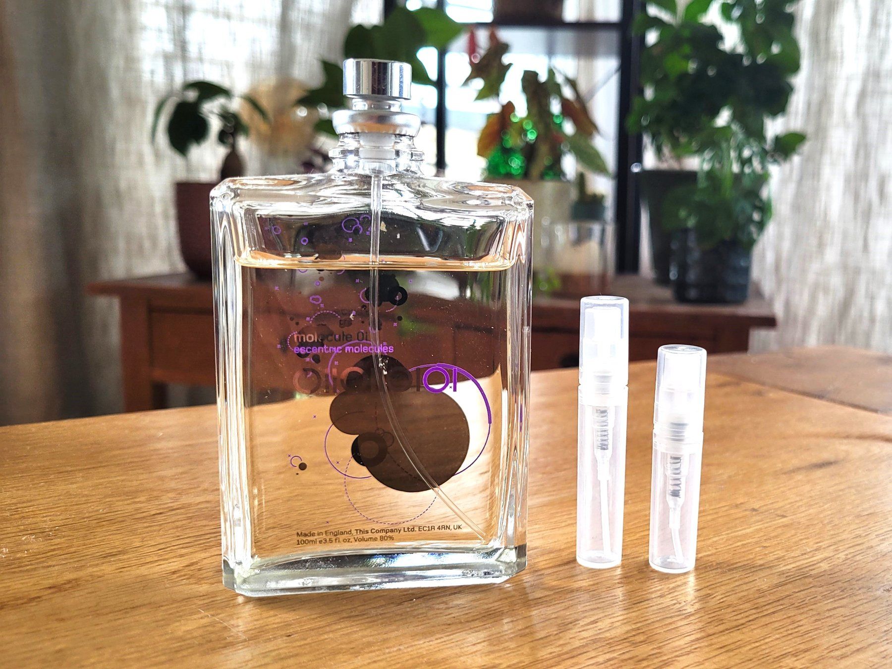 Profumi & Eau de Toilette: Escentric Molecule 01 - 3ml Abfüllung – Usato da Zürich venduto da Flatus
