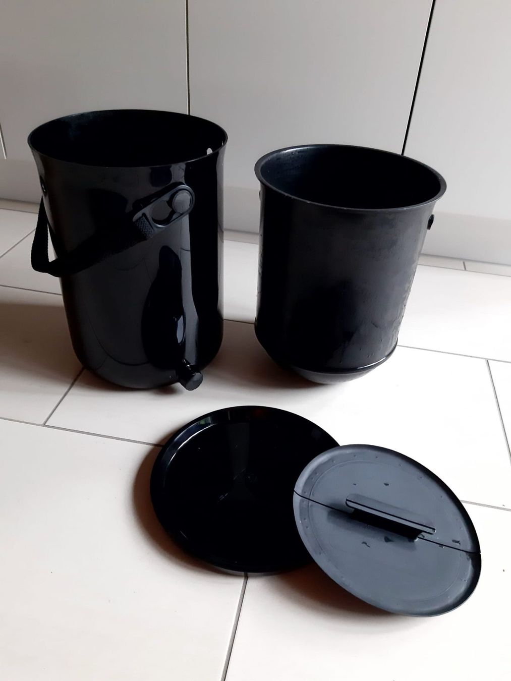 Autres articles pour la maison: Bokashi Küchenkomposter Organko schwarz – D'occasion à Sarnen par Obwaldnerfrau 1