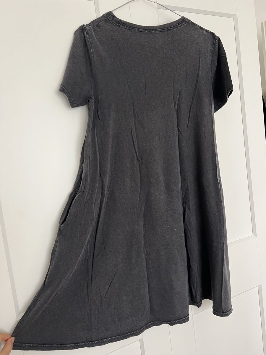 Robes: Dress Cheap Monday – D'occasion à Pregassona par kat_zh5d 3