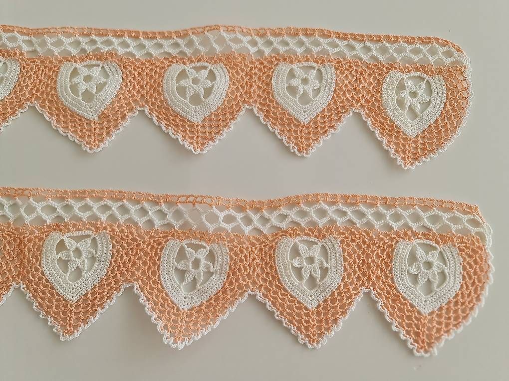Tessuti: Spitzenbordüre apricot/weiss – Usato da Allschwil venduto da 86d_fmd5