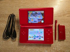 Nintendo DS lite in rot